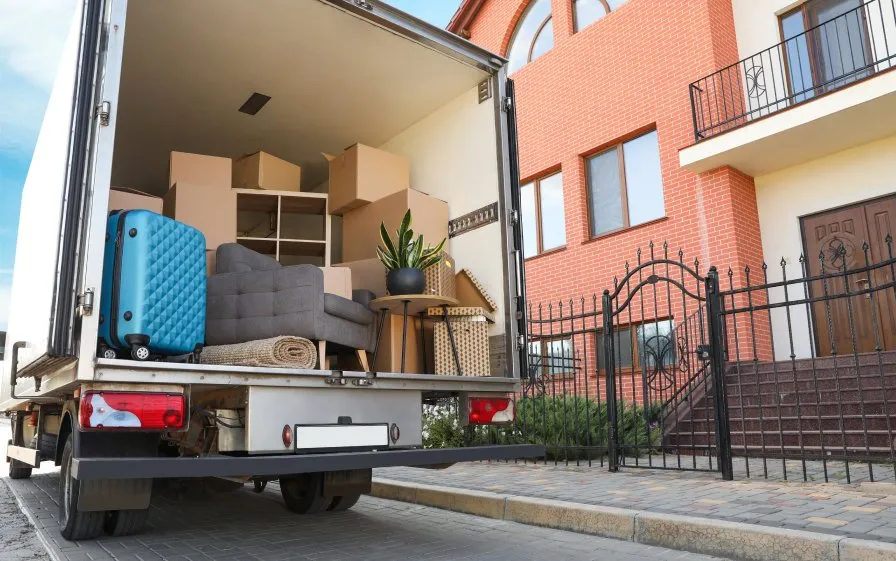 Flat removals Derby for apartments with stairs or lifts